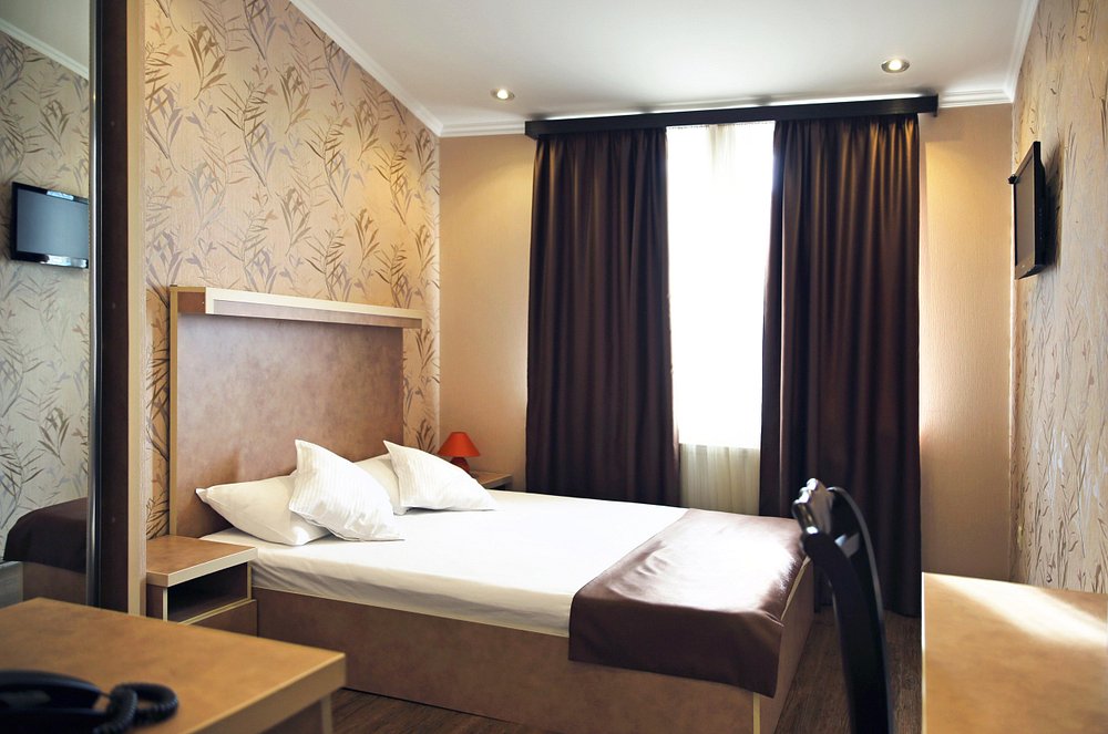 room (3)